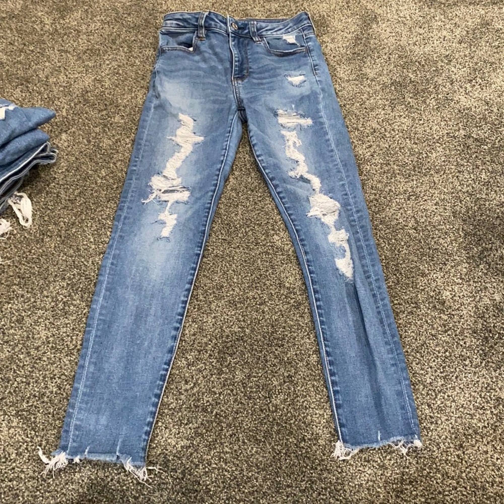 American eagle ripped jeans